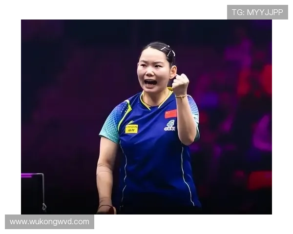 何卓佳训练完直接拎爱马仕去吃人均三千的日料？