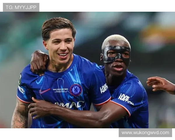 切尔西前腰对决：帕尔默与哈弗茨的组织能力与战术适配分析