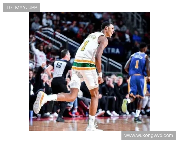 切特·霍姆格伦单打威胁提升球队内线多样性和得分效率