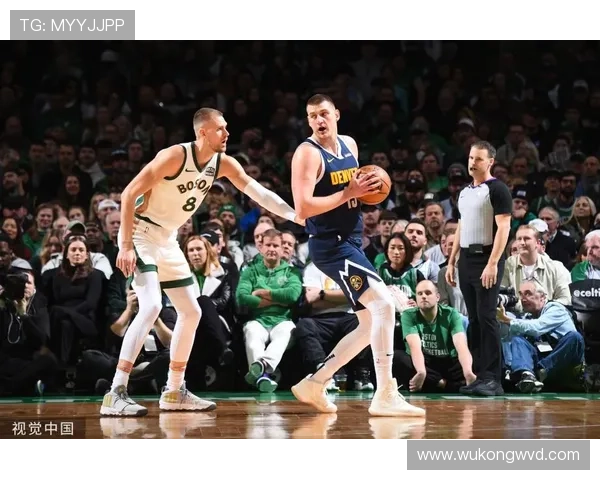 塔图姆投篮选择更稳定，关键时刻效率明显领先霍勒迪