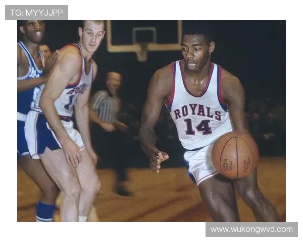 奥斯卡·罗伯特森助攻组织能力拉开与同期控卫差距，改变球队进攻节奏