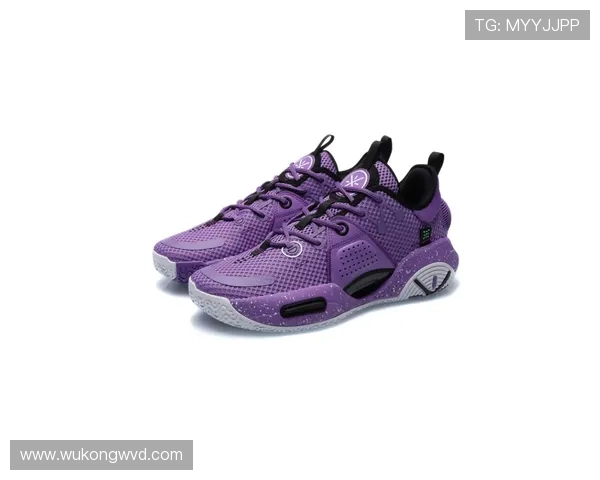 孙一文真是人如其名，场上刚猛场下居然爱收藏限量球鞋，这差距让人服气！