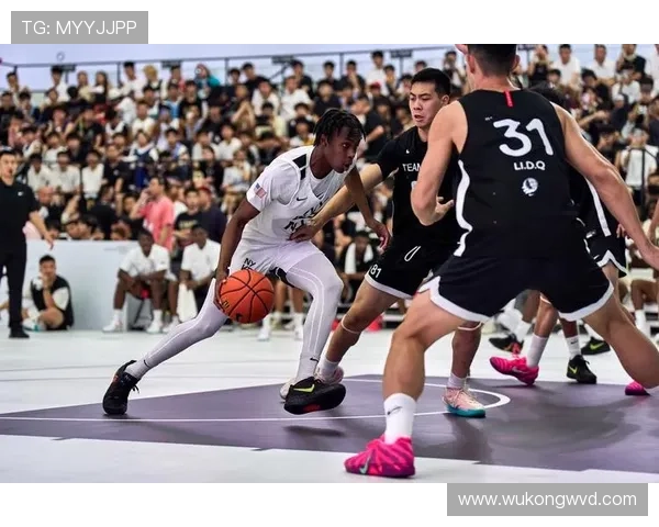 莫兰特夜店蹦完第二天还能隔人暴扣？