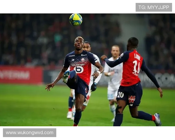 奥拉朱旺内线多样打法对比尤因显著提升进攻效率