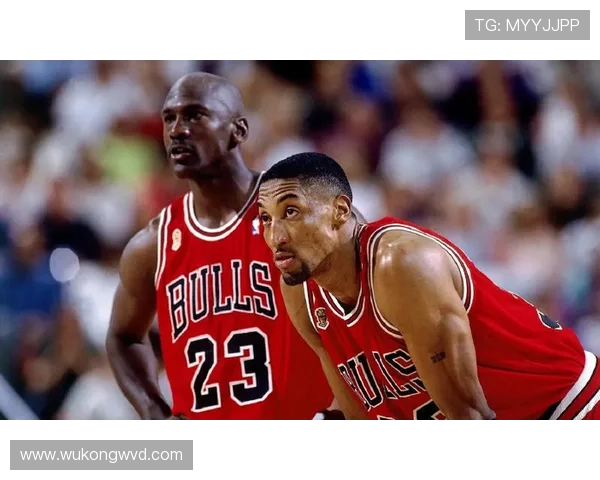 皮蓬无球跑动为乔丹制造空位，较持球单打更提升效率